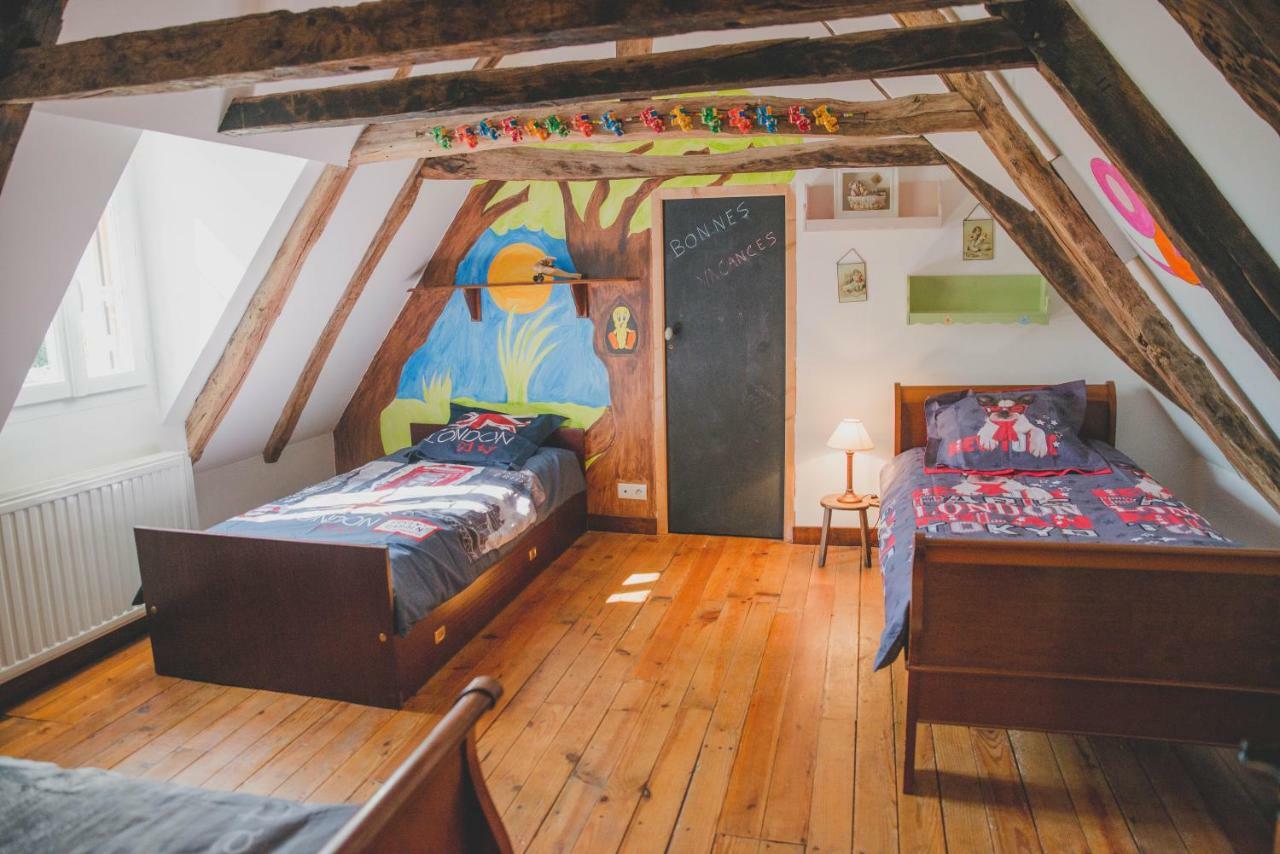 La Ferme De Bousserand Pontours Dış mekan fotoğraf